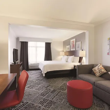 Pace Hotel Addison